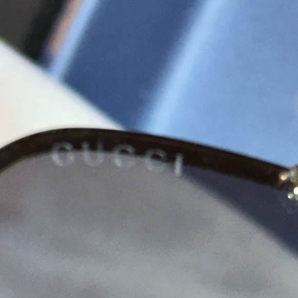 Gucci GG0739S Aviator Sunglasses come w box and cloth - Picture 4 of 5